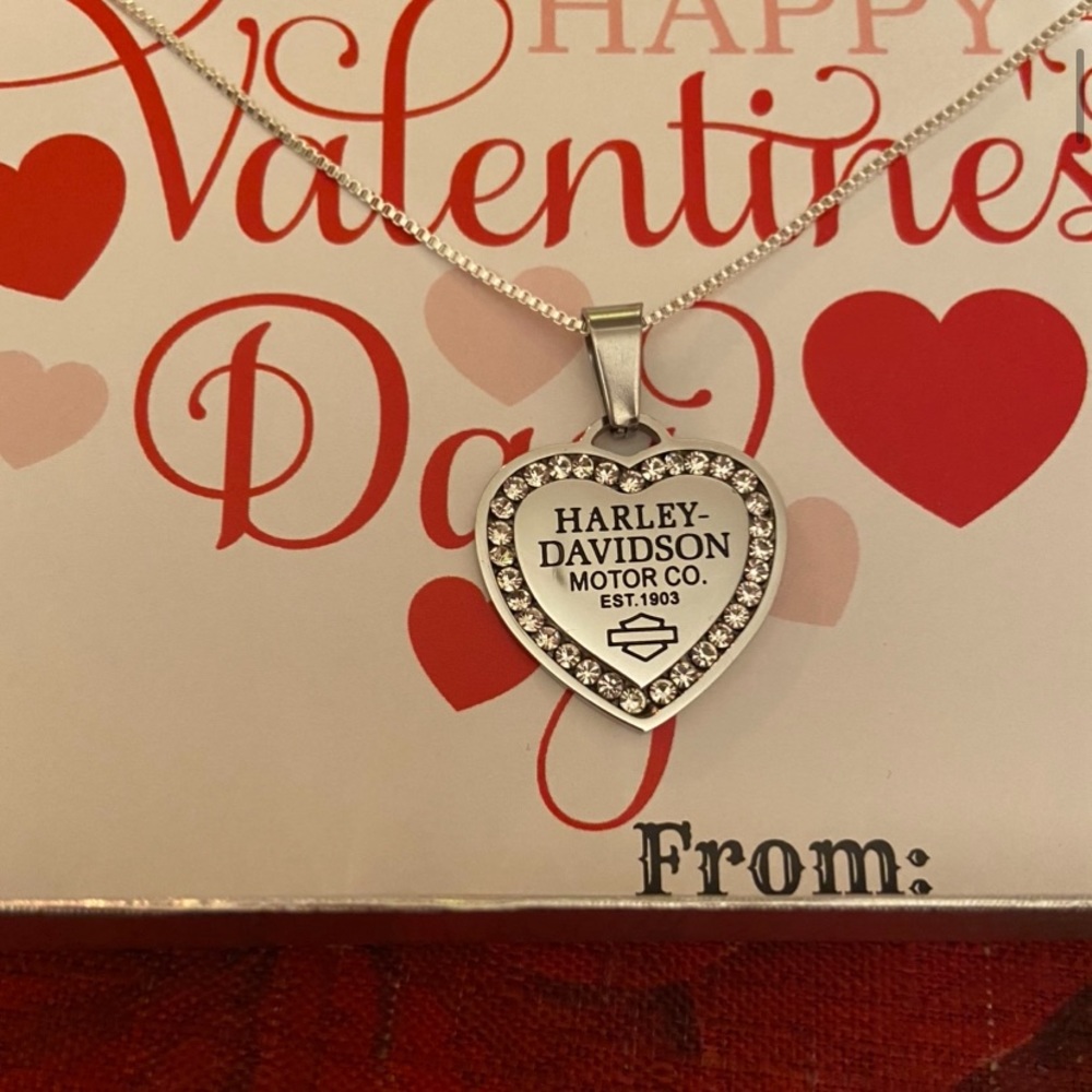- HD Custom Christmas Gift Heart Necklace